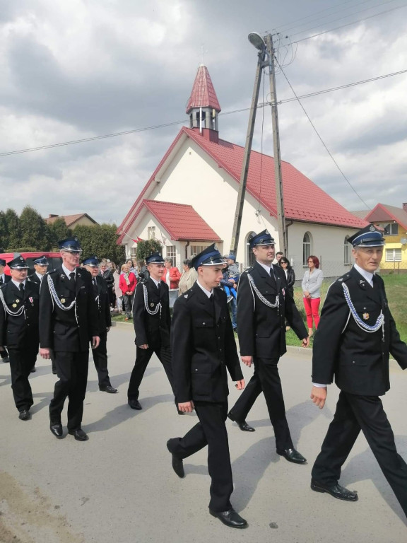 Jednostka OSP Bębnów otrzymała nowy wóz strażacki [wideo, zdjęcia]