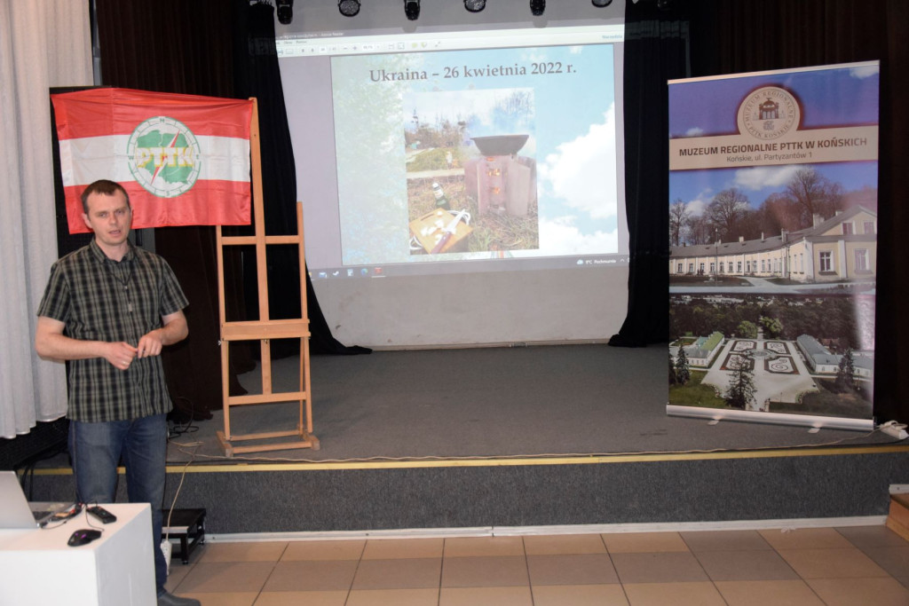PTTK na Międzynarodowy Dzień Ochrony Zabytków [zdjęcia]