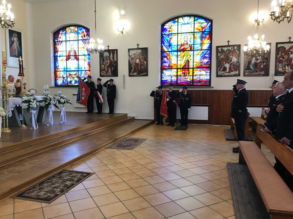 Świętowali strażacy  gminy Ruda Maleniecka [wideo, zdjęcia]
