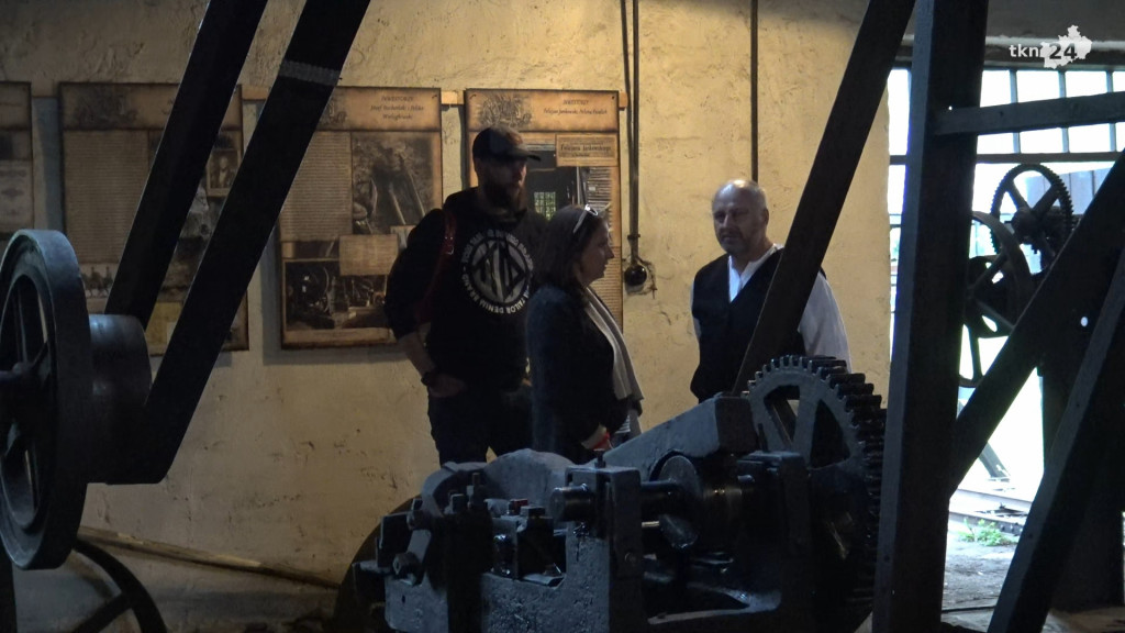 Noc Muzeów z wystawą obrazów w Maleńcu [wideo, zdjęcia]