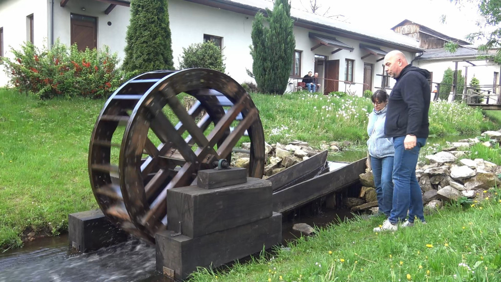 Noc Muzeów z wystawą obrazów w Maleńcu [wideo, zdjęcia]