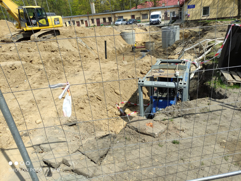 Zobaczcie budowę muzeum i parkingu przy UMiG na zdjęciach z drona