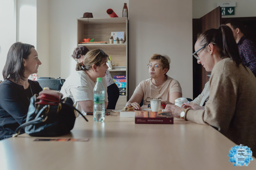 Spotkanie autorskie z Justyną Piec-Głogowską  w Radoszycach [zdjęcia]