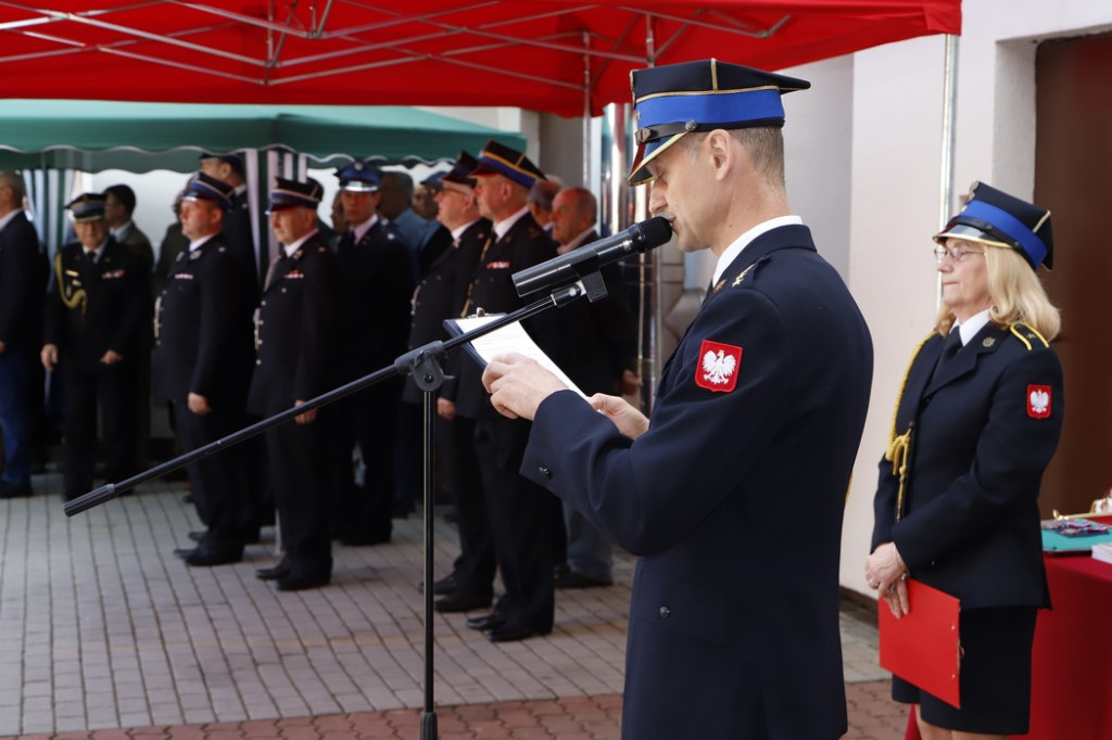 Odznaczenia i awanse podczas Dnia Strażaka w Końskich [zdjęcia]