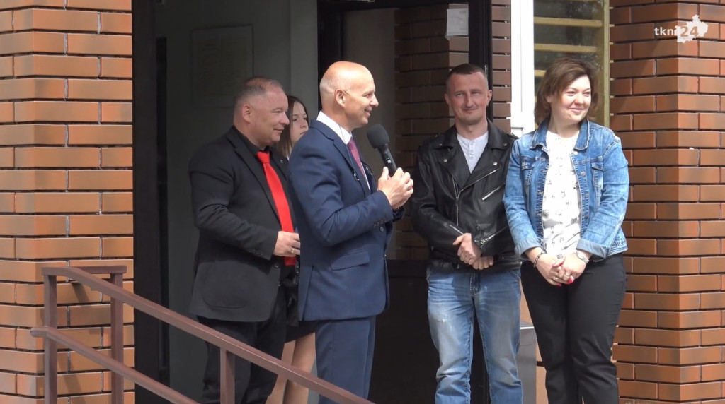 Szkoła w Górnikach się zmienia. Jest piękny amfiteatr [wideo, zdjęcia]