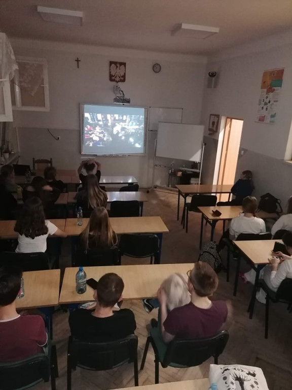 `Noc młodego biologa` w I LO w Końskich [zdjęcia]