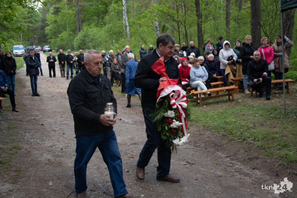W Piekle wspominali pomordowanych [wideo, zdjęcia]