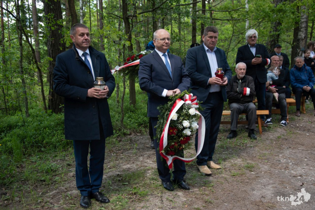 W Piekle wspominali pomordowanych [wideo, zdjęcia]
