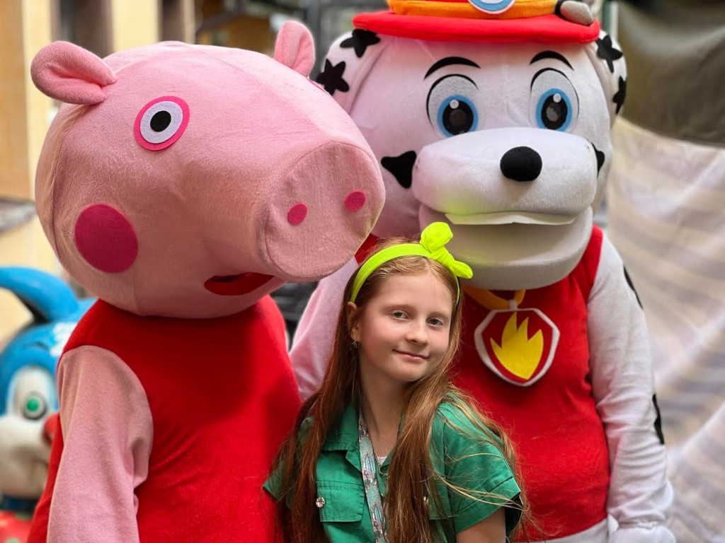 Peppa i Marshall odwiedzili Końskie! Dzień Dziecka w Bejbiś Centrum Zabawek u Eli [wideo, zdjęcia]