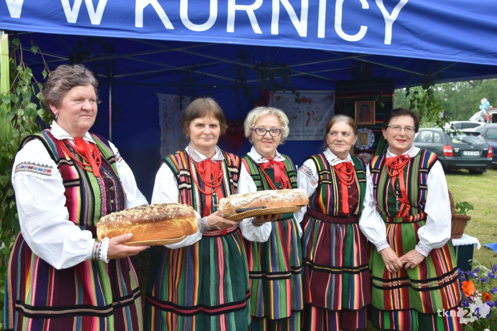 `Tradycja kołem gospodyń się toczy` w Końskich. III Przegląd KGW [wideo, zdjęcia]