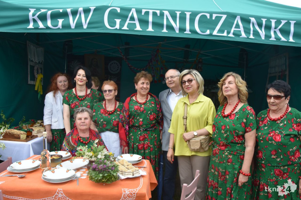 `Tradycja kołem gospodyń się toczy` w Końskich. III Przegląd KGW [wideo, zdjęcia]