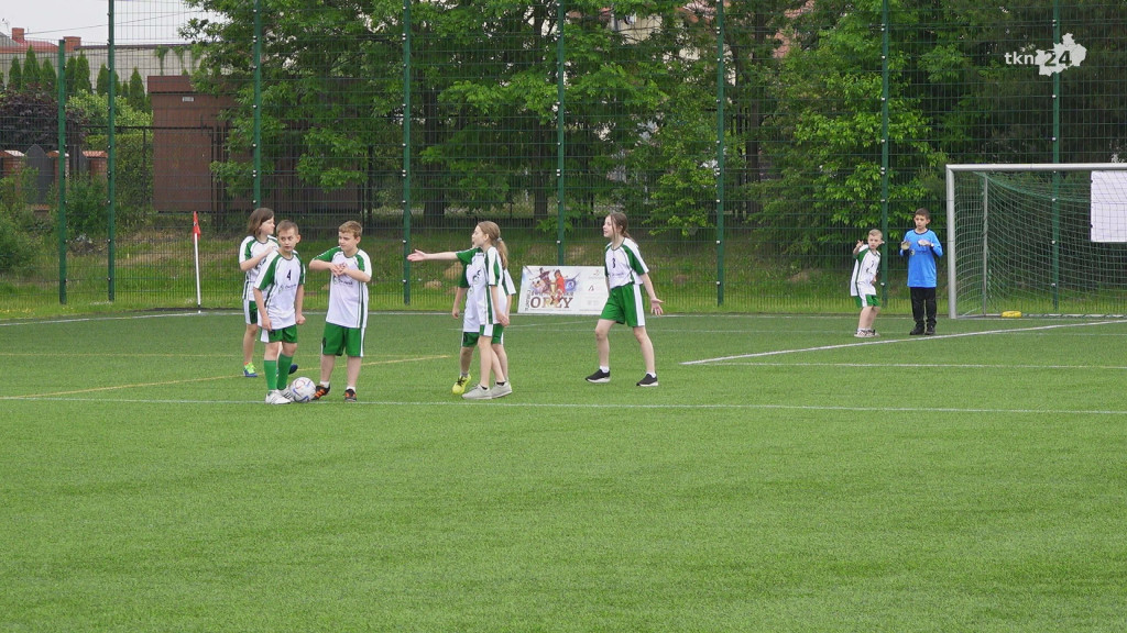 Moc zabawy i futbolu na stadionie OSiR w Końskich [fotorelacja]