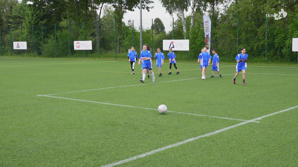Moc zabawy i futbolu na stadionie OSiR w Końskich [fotorelacja]