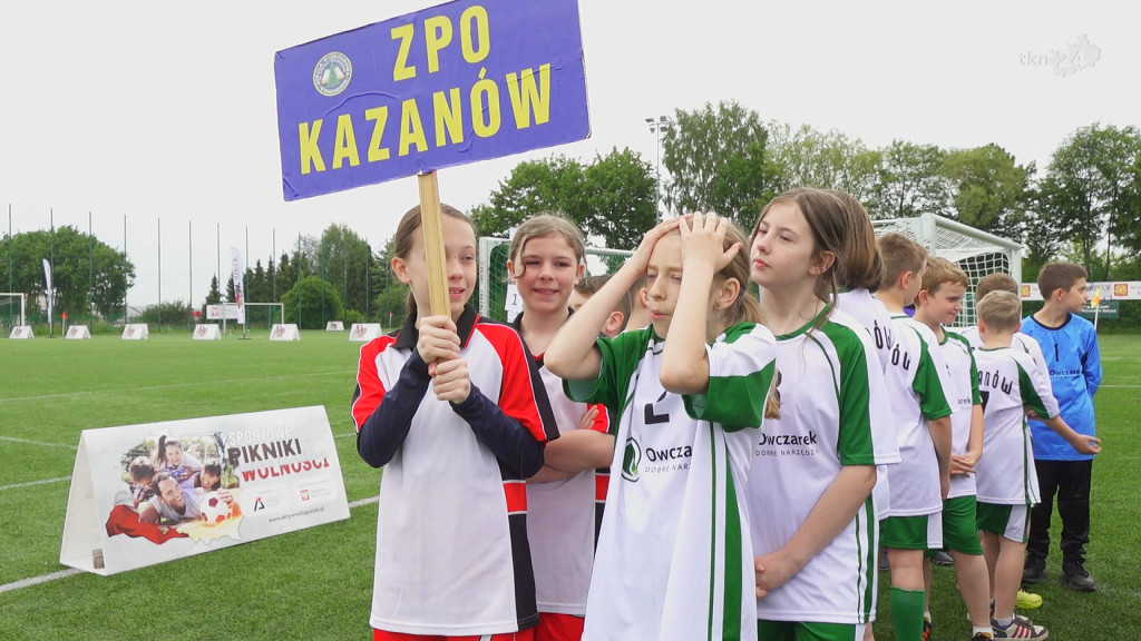 Moc zabawy i futbolu na stadionie OSiR w Końskich [fotorelacja]