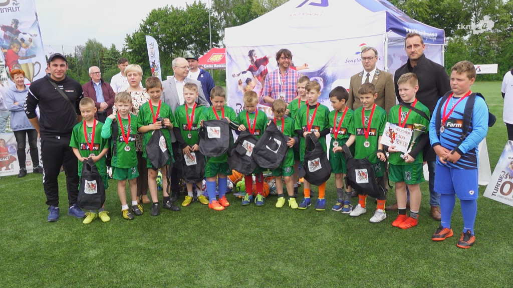 Moc zabawy i futbolu na stadionie OSiR w Końskich [fotorelacja]