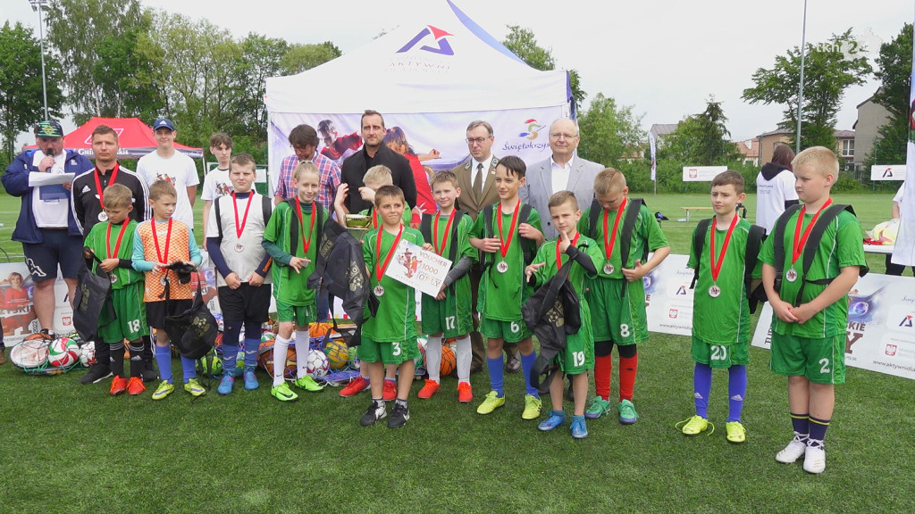Moc zabawy i futbolu na stadionie OSiR w Końskich [fotorelacja]