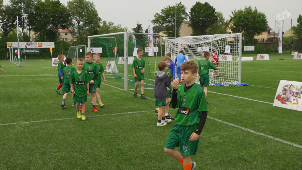 Świętokrzyskie Orły. Młodzież rywalizowała w futbolowym turnieju [wideo, zdjęcia]