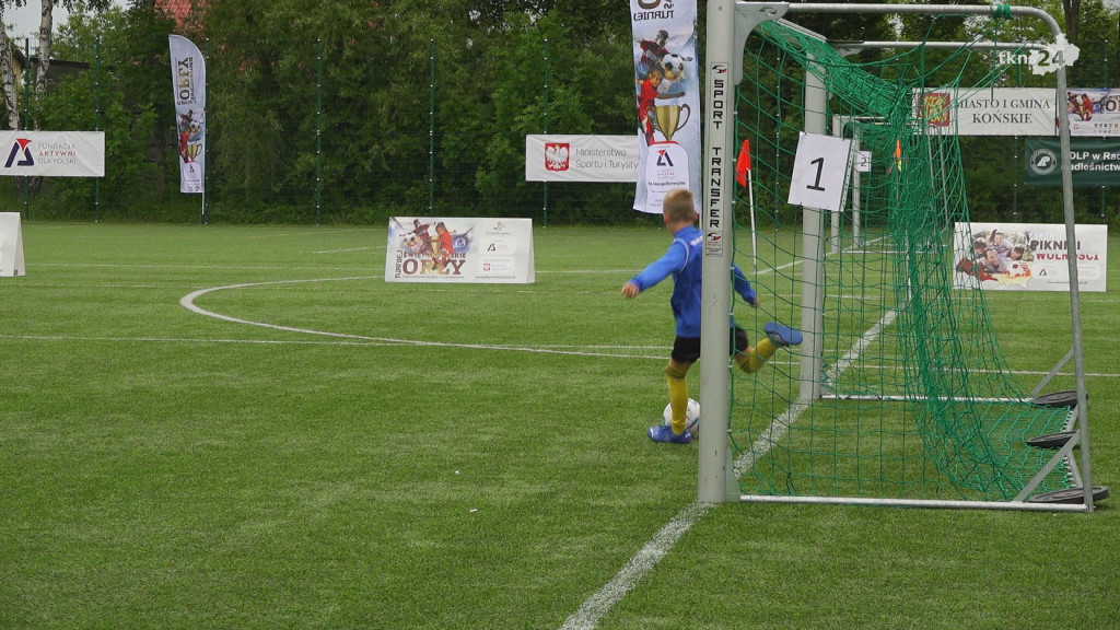 Świętokrzyskie Orły. Młodzież rywalizowała w futbolowym turnieju [wideo, zdjęcia]