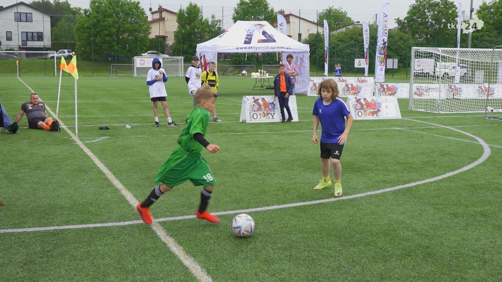 Świętokrzyskie Orły. Młodzież rywalizowała w futbolowym turnieju [wideo, zdjęcia]