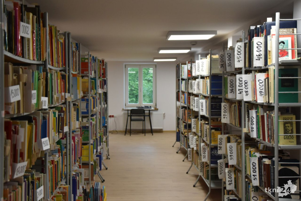 Biblioteka Publiczna zaprasza w swoje progi [wideo, zdjęcia]