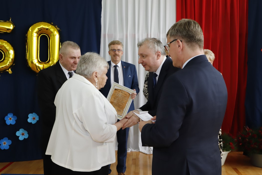 Fałków: Piękna uroczystość Złotych Godów [fotorelacja]