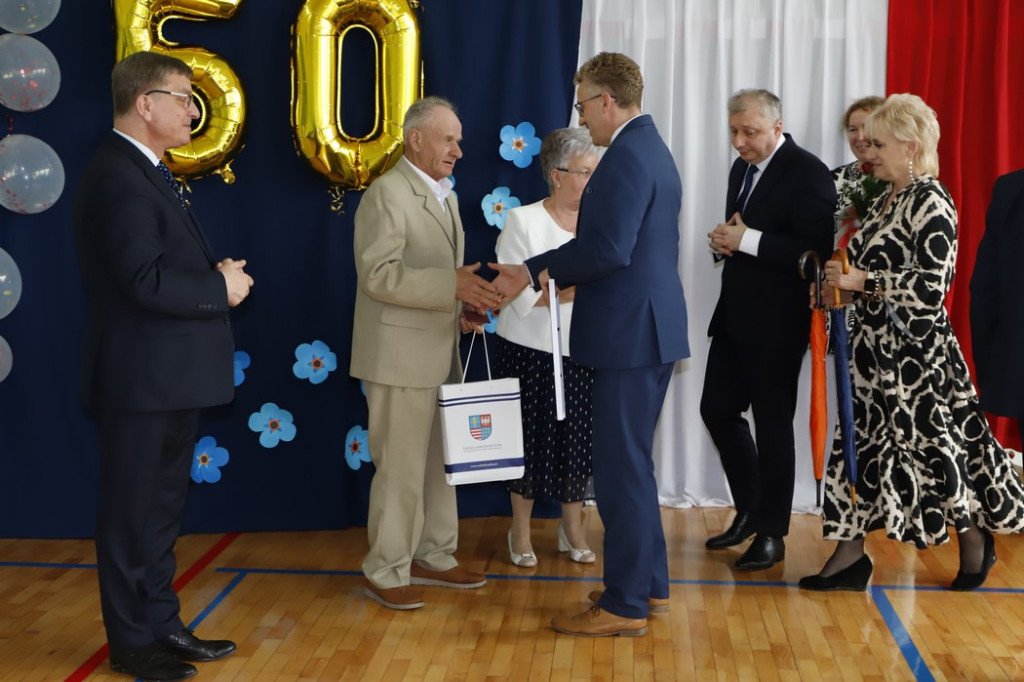 Fałków: Piękna uroczystość Złotych Godów [fotorelacja]