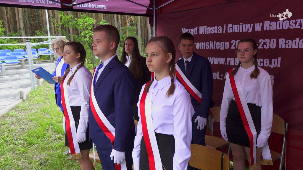 Szkoła Podstawowa w Górnikach ma już sto lat. Za nami piękna uroczystość [wideo, zdjęcia]