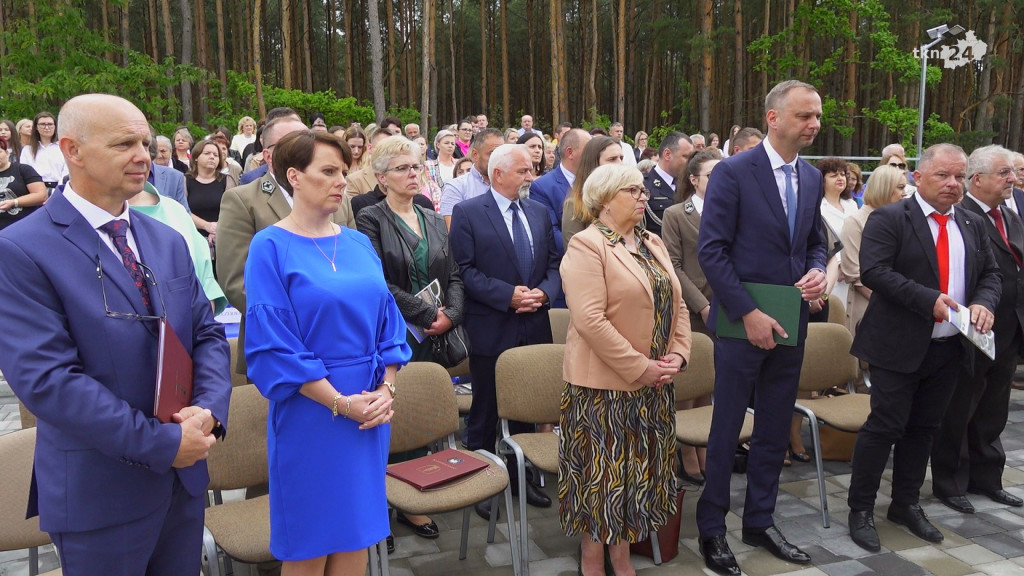 Szkoła Podstawowa w Górnikach ma już sto lat. Za nami piękna uroczystość [wideo, zdjęcia]