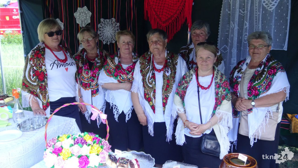 Smyków wygrywa Bitwę Regionów. Zobaczcie zdjęcia z folkowego święta w Maleńcu