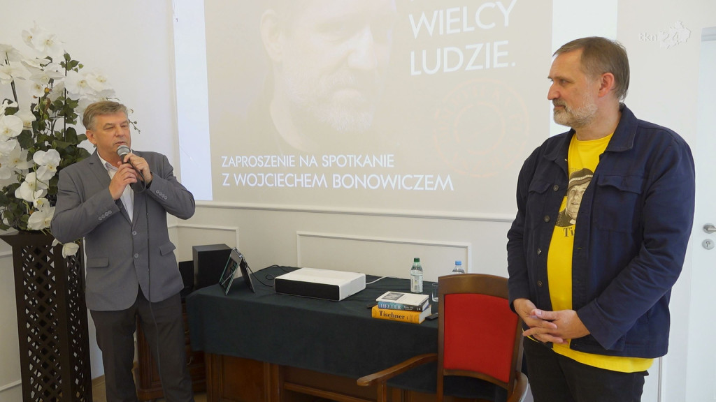 Spotkanie autorskie z Wojciechem Bonowiczem w Końskich [wideo, zdjęcia]