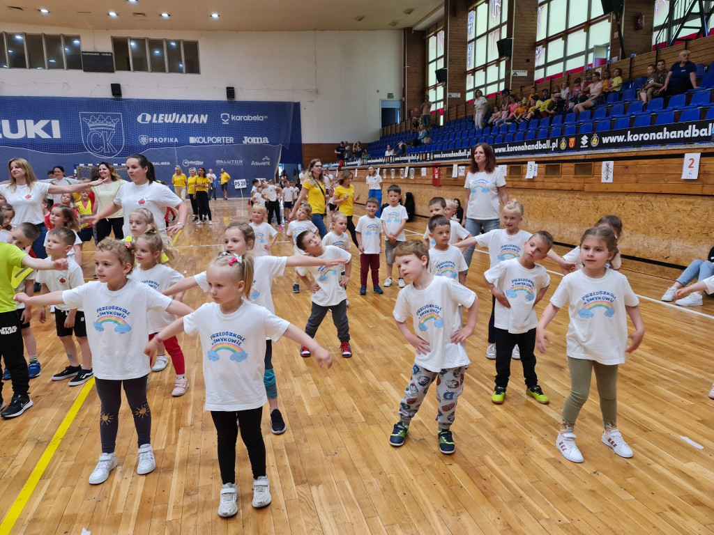 Przedszkolaki ze Smykowa rywalizowały w olimpiadzie [zdjęcia]