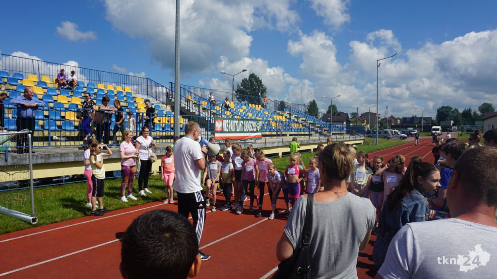 Mnóstwo zabawy i sportu na Dniu Dziecka w Radoszycach [fotorelacja]
