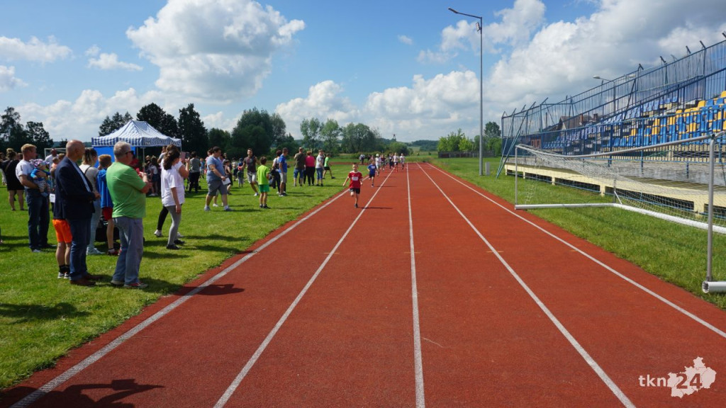 Mnóstwo zabawy i sportu na Dniu Dziecka w Radoszycach [fotorelacja]