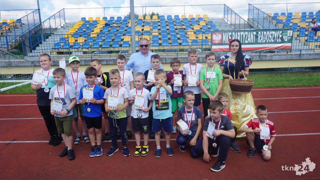 Mnóstwo zabawy i sportu na Dniu Dziecka w Radoszycach [fotorelacja]