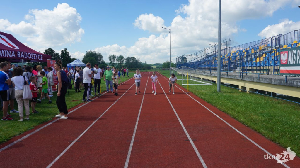 Mnóstwo zabawy i sportu na Dniu Dziecka w Radoszycach [fotorelacja]