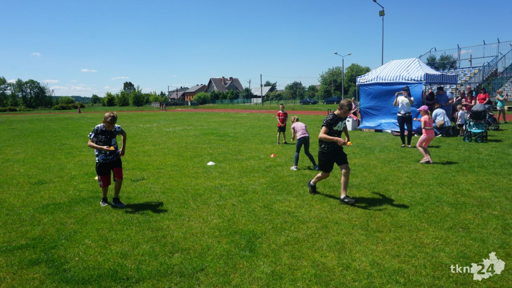 Mnóstwo zabawy i sportu na Dniu Dziecka w Radoszycach [fotorelacja]