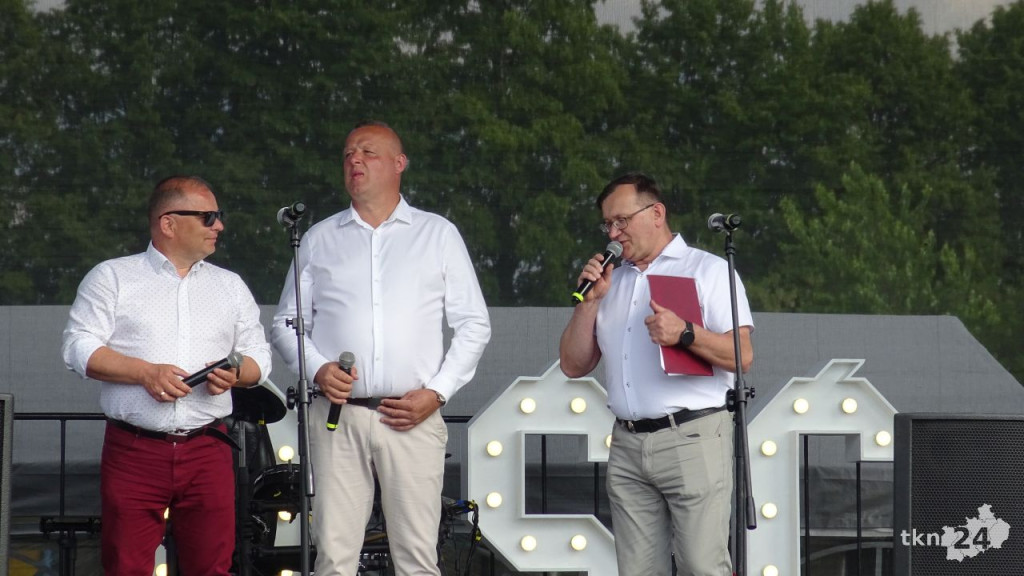 Zabawa z przytupem w Radoszycach w weselnym klimacie [wideo, zdjęcia]