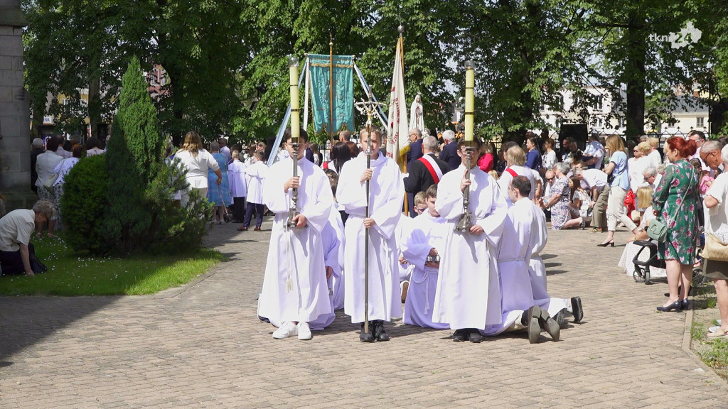 Wierni wzięli udział w uroczystości Bożego Ciała [wideo, zdjęcia]