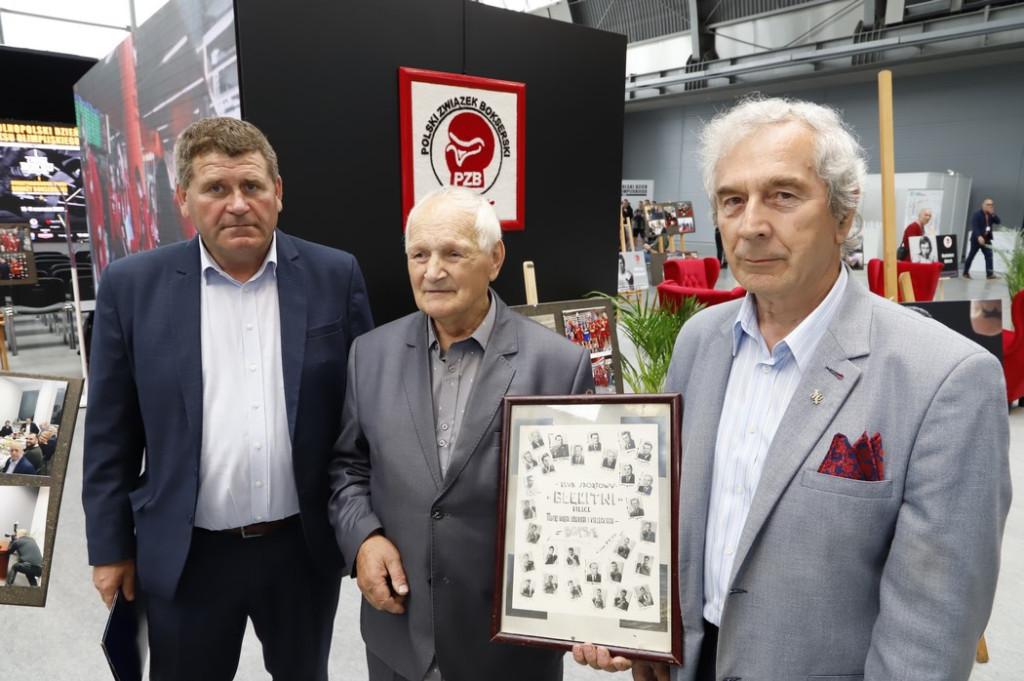 Mistrz boksu z Końskich Jerzy Plaskota uhonorowany podczas bokserskich targów [zdjęcia]