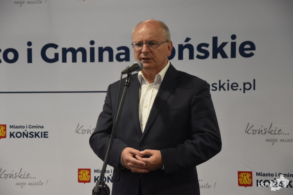 Wielki projekt rewitalizacji wsi koneckiej. Sołectwa otrzymały promesy! [wideo, zdjęcia]