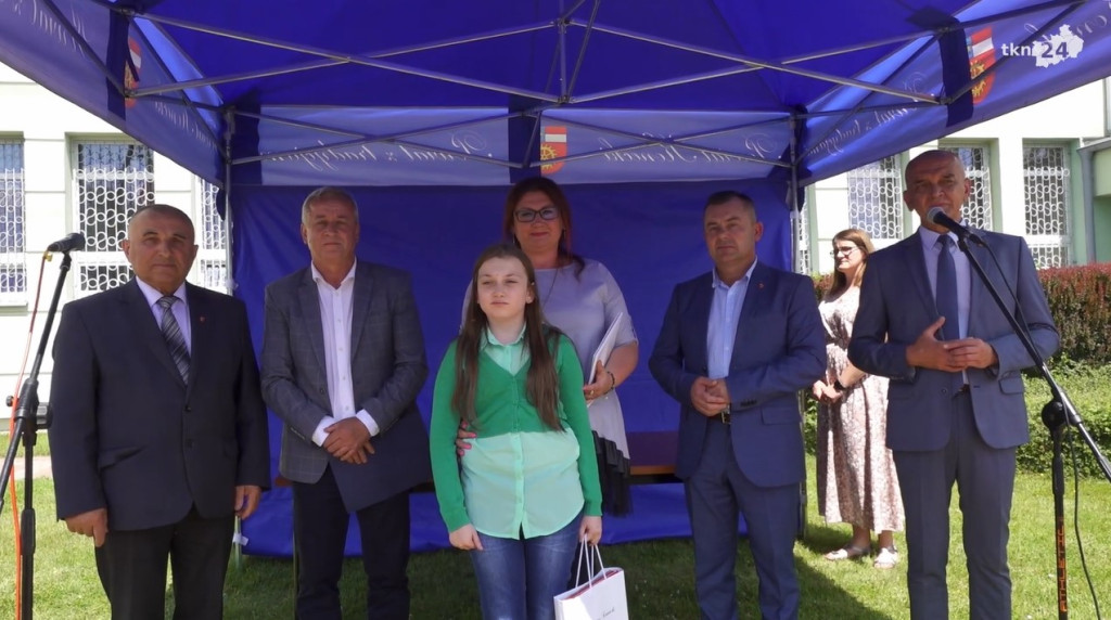 Starosta nagrodził najlepszych uczniów! [wideo, zdjęcia]