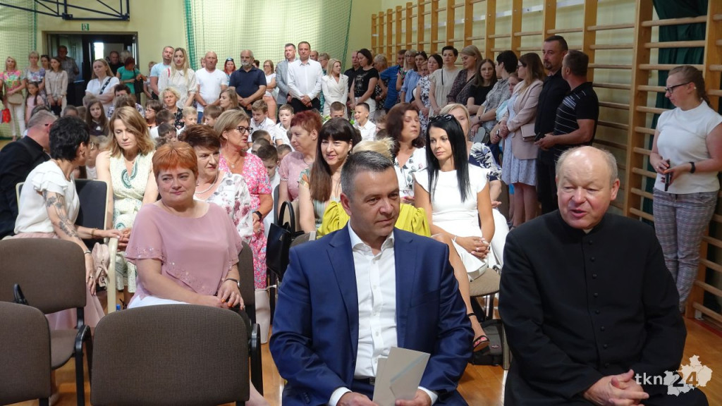Koneccy uczniowie rozpoczynają wakacje  [wideo, zdjęcia]