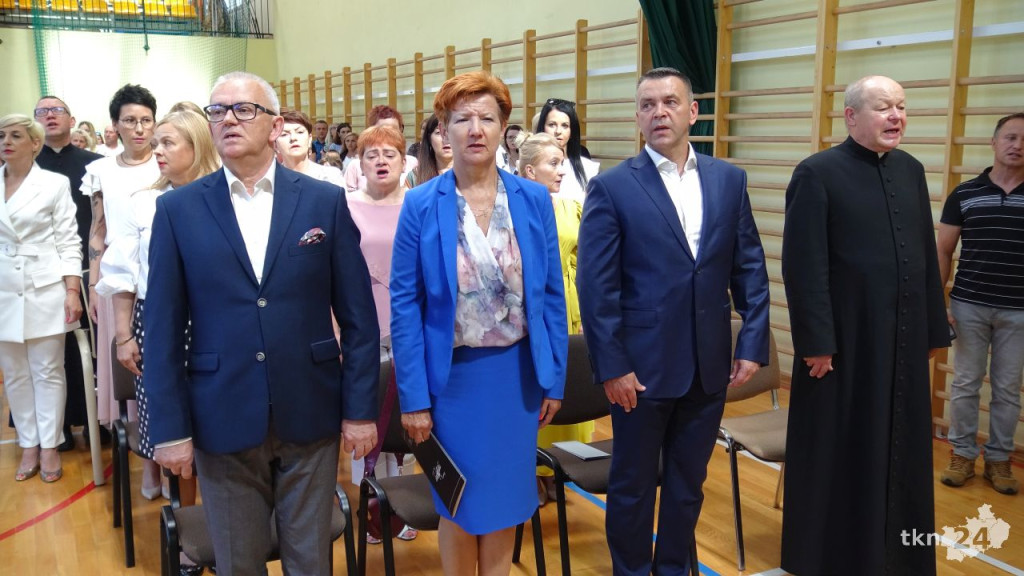Koneccy uczniowie rozpoczynają wakacje  [wideo, zdjęcia]