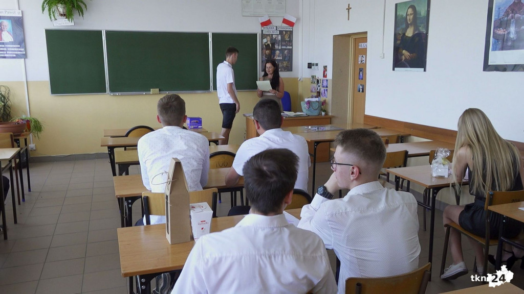 Koneccy uczniowie rozpoczynają wakacje  [wideo, zdjęcia]