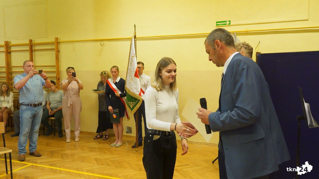 Koneccy uczniowie rozpoczynają wakacje  [wideo, zdjęcia]
