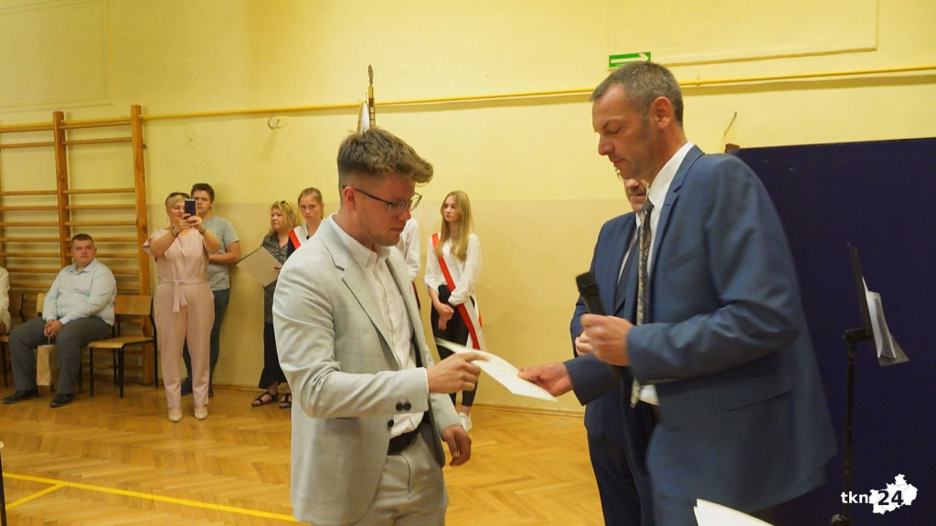 Koneccy uczniowie rozpoczynają wakacje  [wideo, zdjęcia]