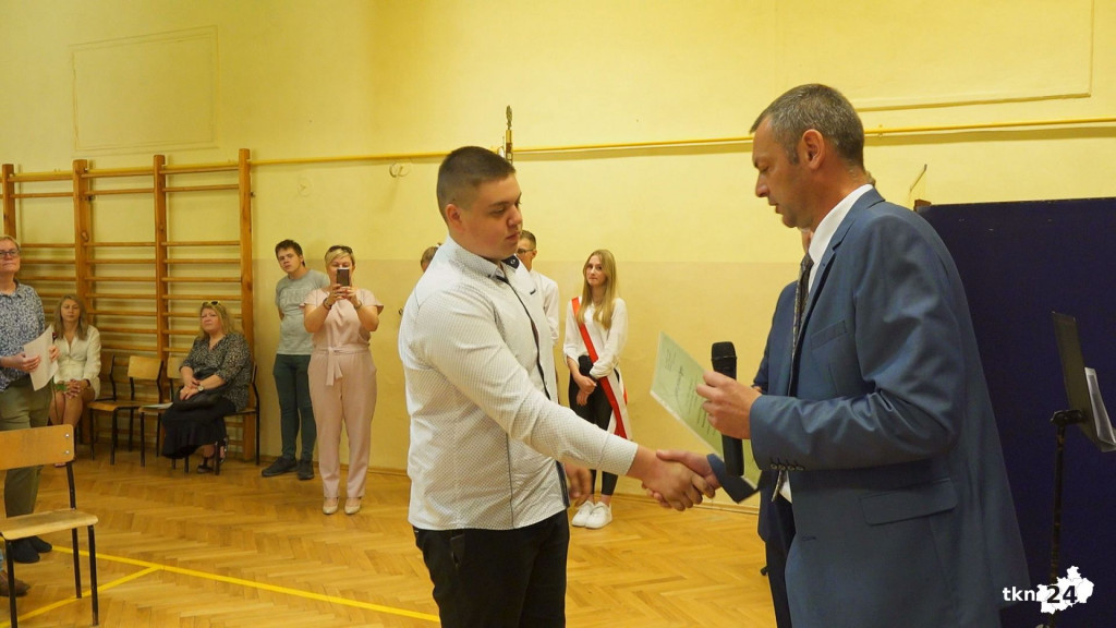 Koneccy uczniowie rozpoczynają wakacje  [wideo, zdjęcia]