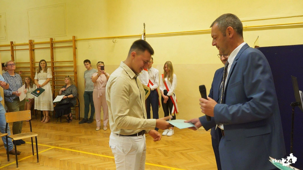 Koneccy uczniowie rozpoczynają wakacje  [wideo, zdjęcia]