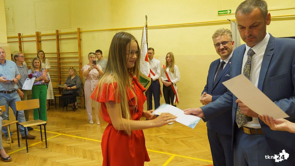 Koneccy uczniowie rozpoczynają wakacje  [wideo, zdjęcia]