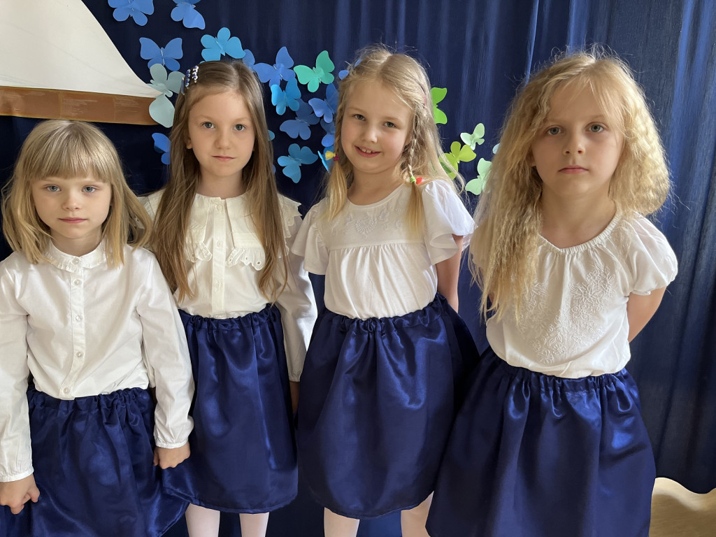 Przedszkolaki z dwójki na Dzień Taty i zakończenie roku szkolnego [fotorelacja]